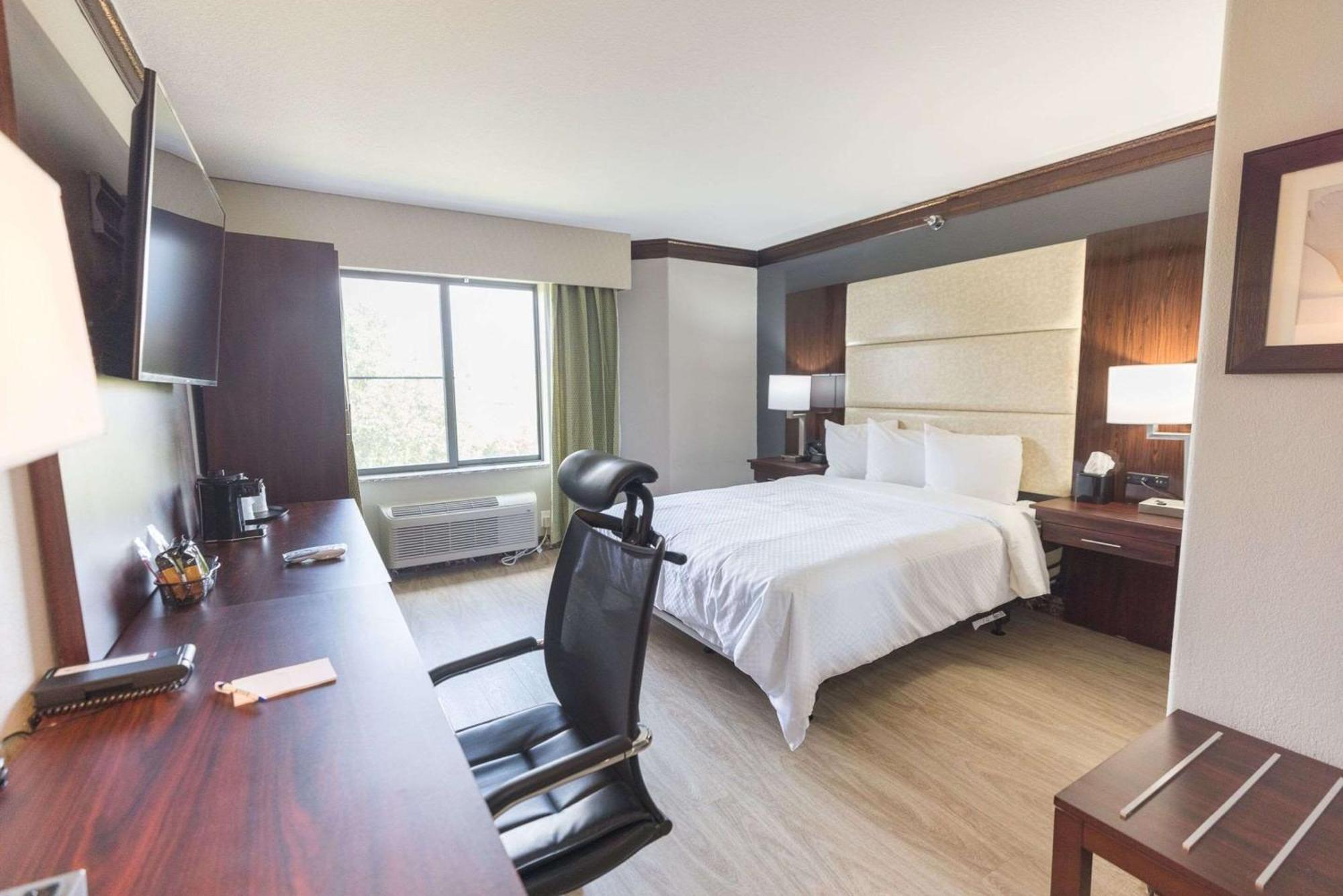 The Leo Collection Detroit, Ascend Hotel Collection Lincoln Park المظهر الخارجي الصورة