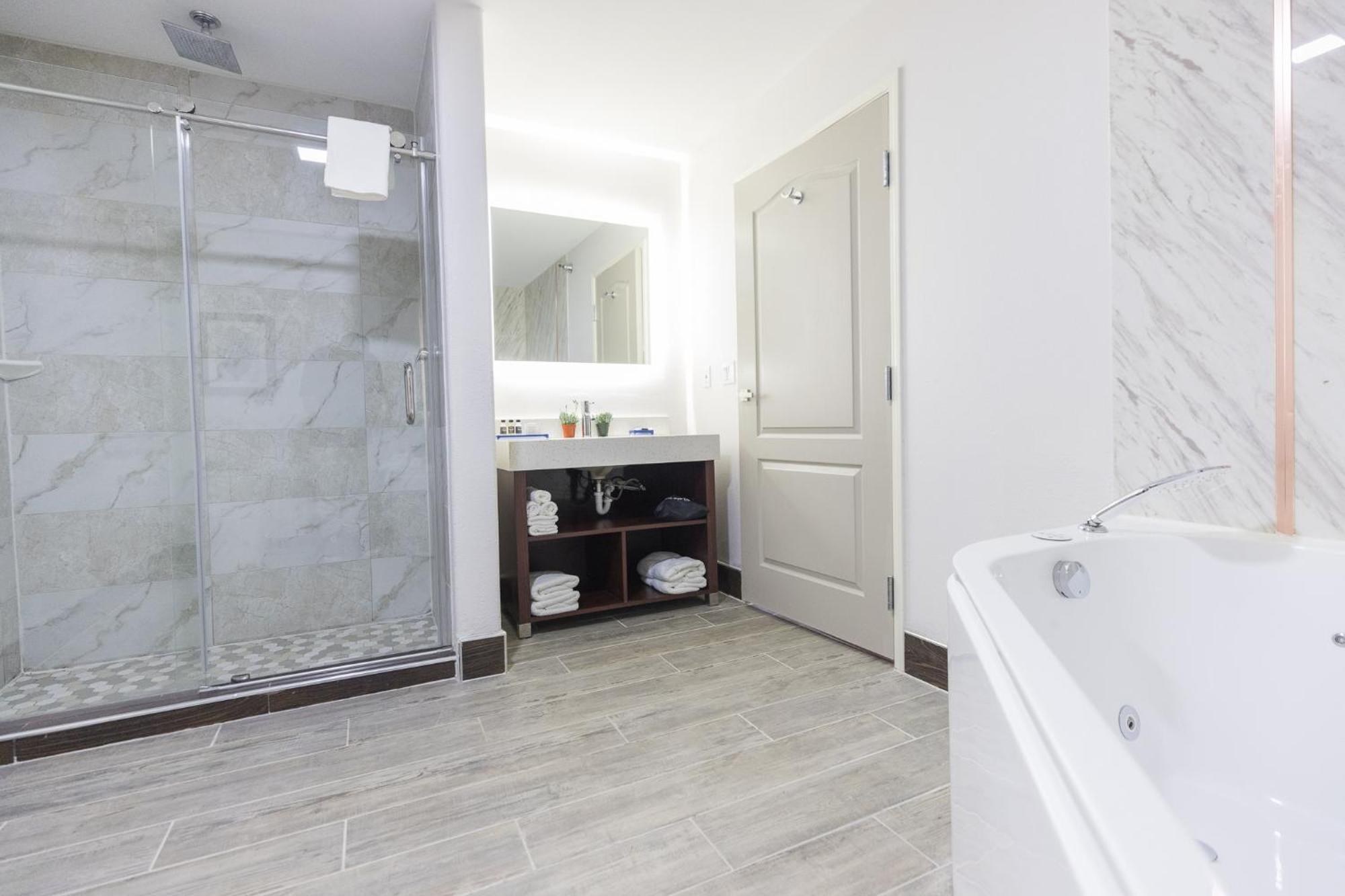 The Leo Collection Detroit, Ascend Hotel Collection Lincoln Park المظهر الخارجي الصورة